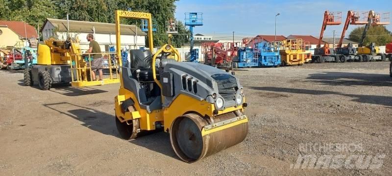 Hamm HD10C VV Valjci sa duplim bubnjem