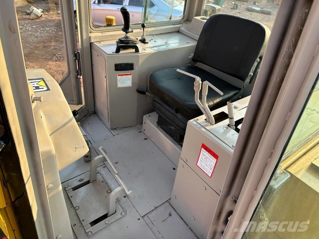 CAT D6G Buldožeri guseničari