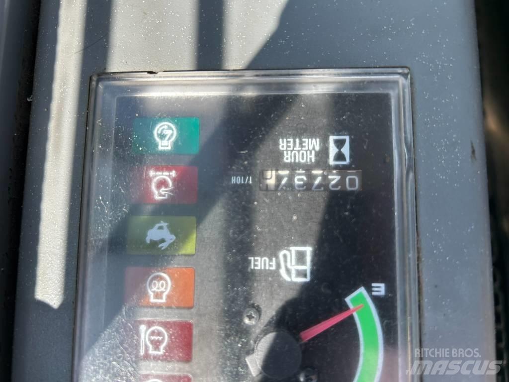 Takeuchi TB 153 FR Mini bageri < 7t