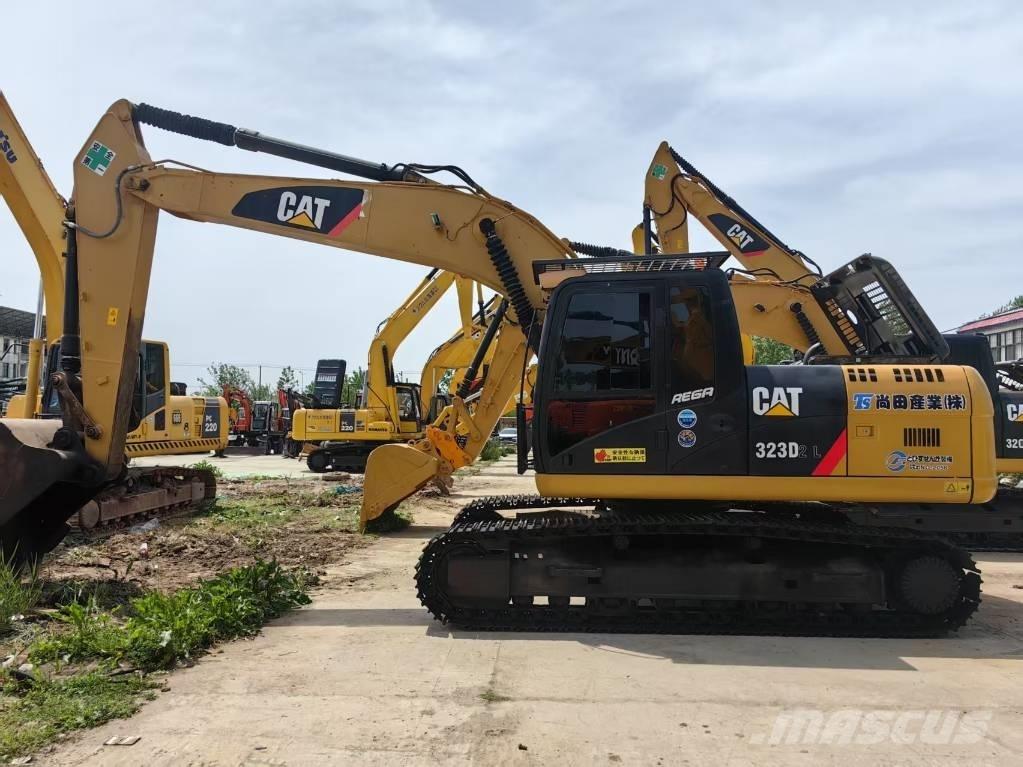 CAT 323 D Bageri guseničari