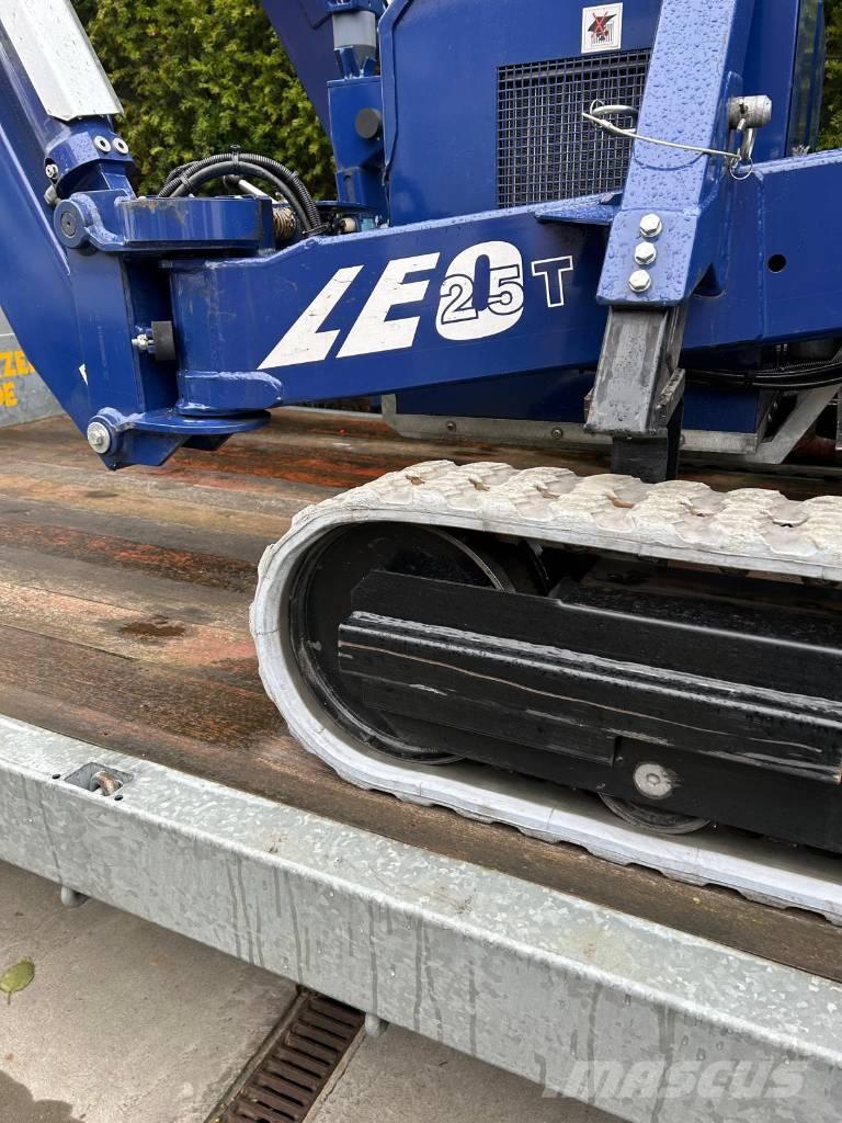 Teupen Leo 25T Teleskopske podizne platforme