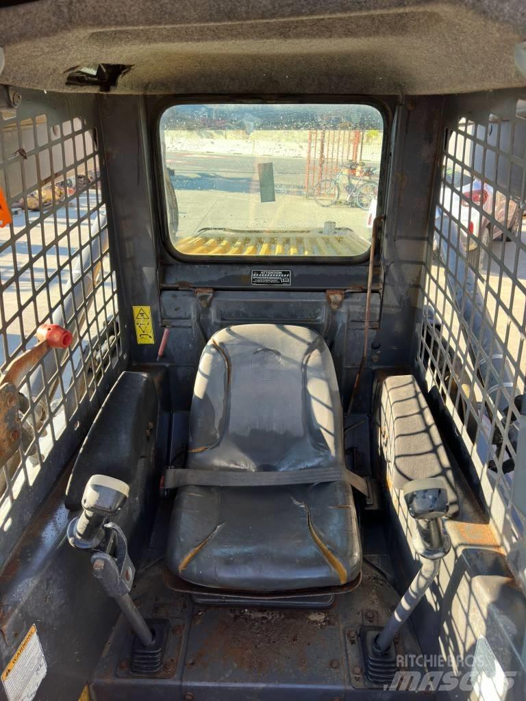 New Holland C 185 Skid steer mini utovarivači