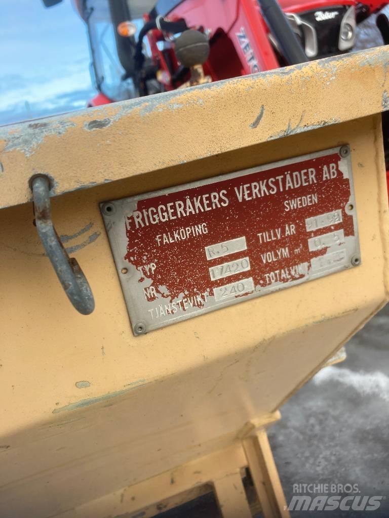 Broadway R.5 Vozila za posipavanje soli u pesku