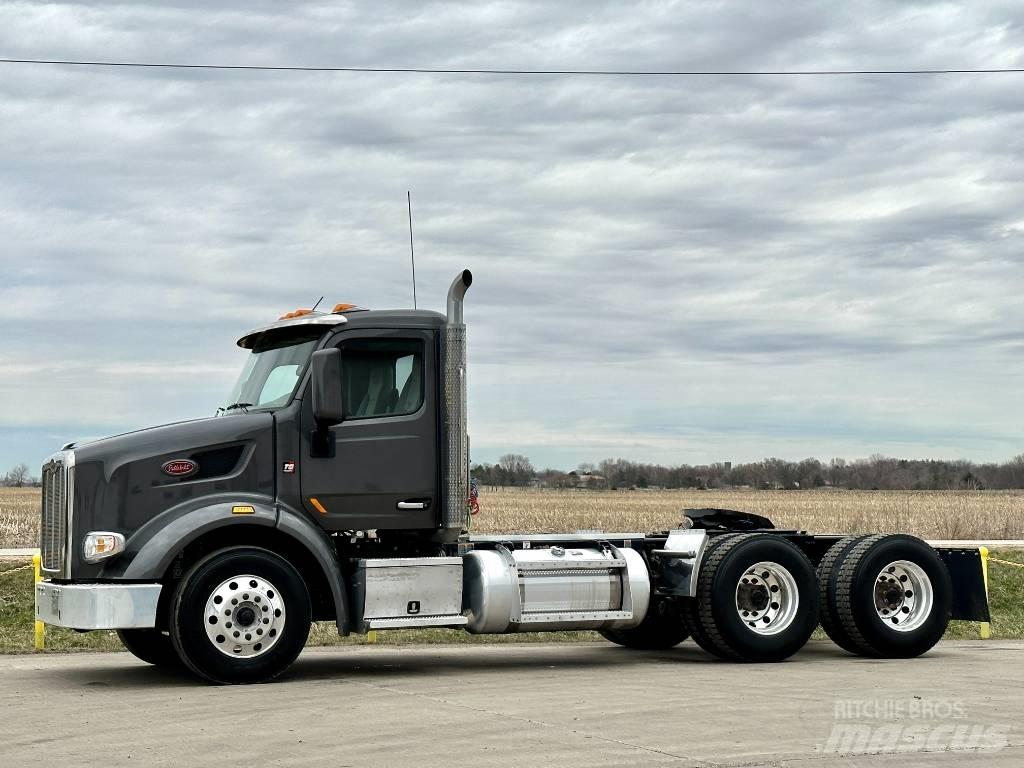 Peterbilt 567 Tegljači