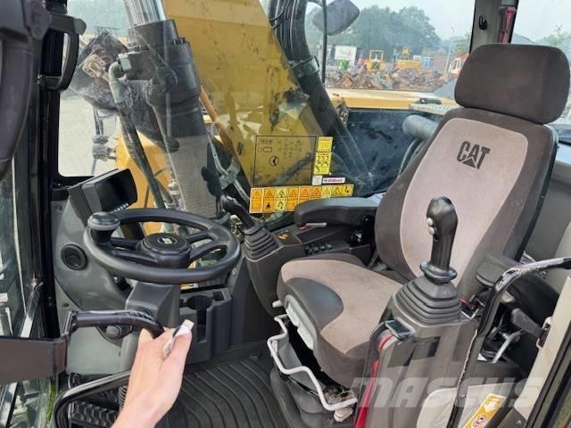 CAT M 320 F Bageri točkaši