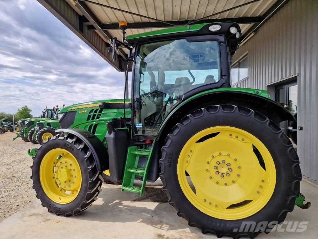 John Deere 6115 R Traktori
