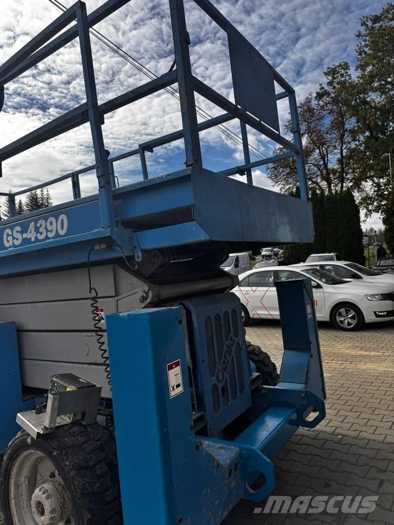 Genie GS 4390 Makazaste platforme