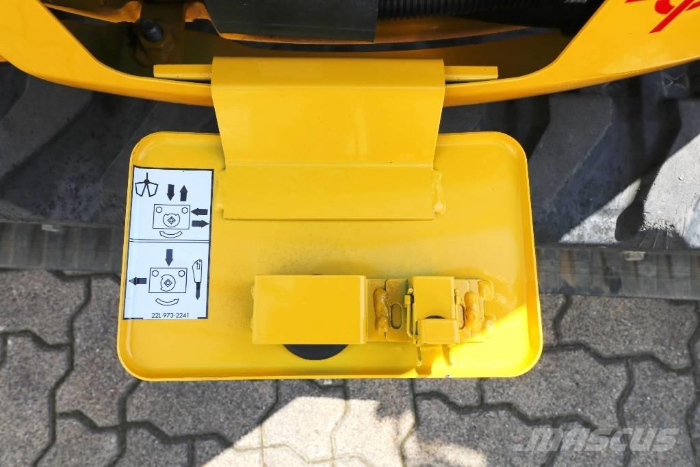 Komatsu PC 25 MR5 Mini bageri < 7t