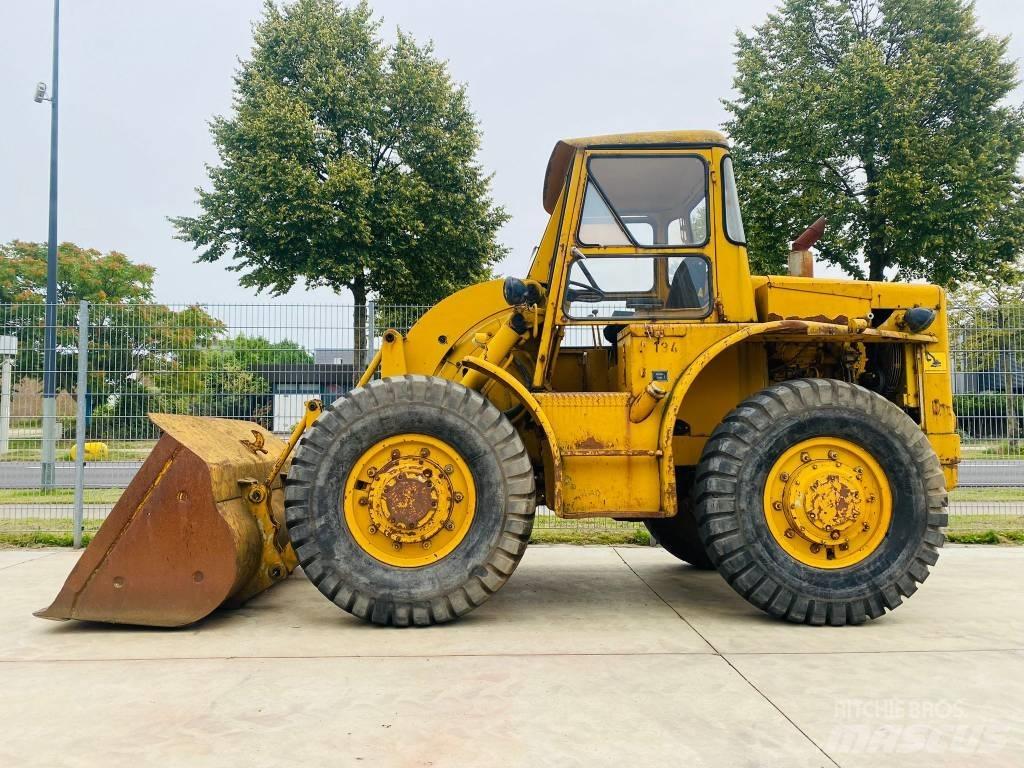 CAT 922 B Utovarivači na točkove