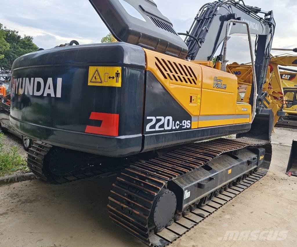 Hyundai R220LC-9S Bageri guseničari