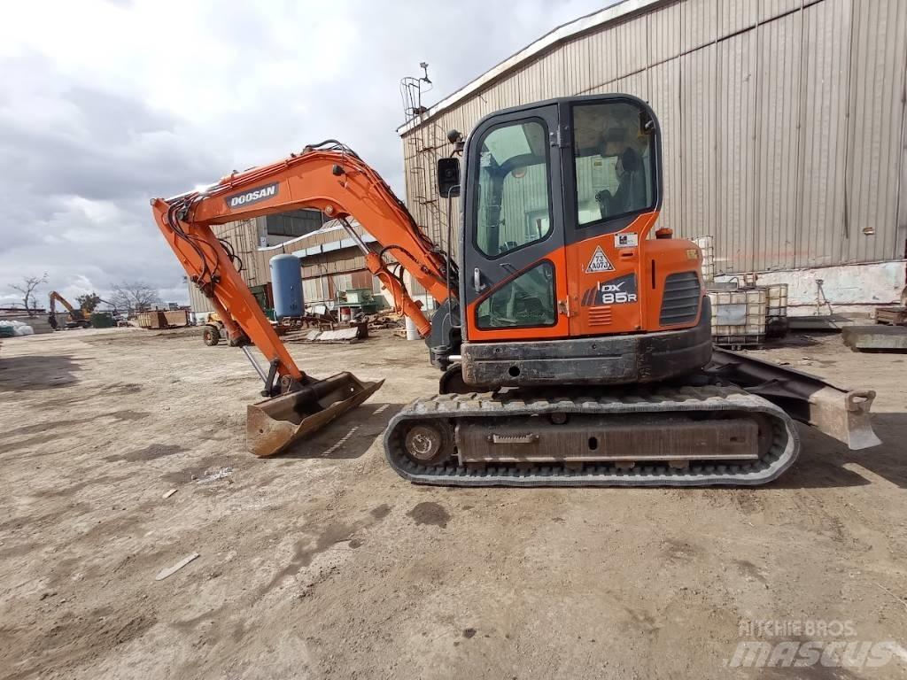 Doosan DX 85 R-3 Midi bageri 7t – 12t