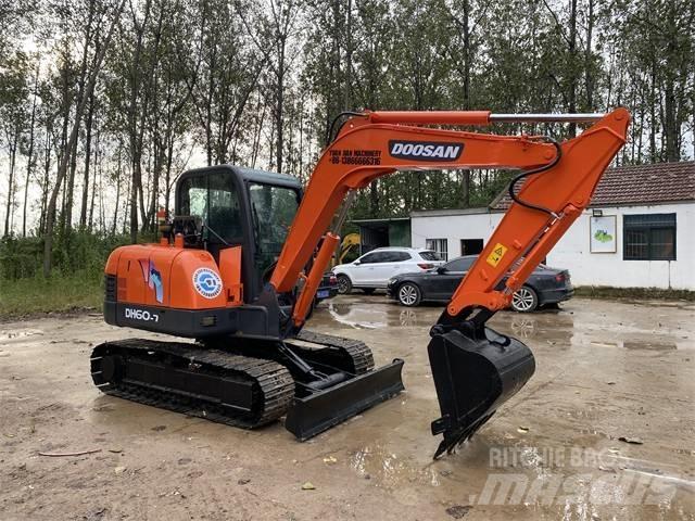 Doosan DH60-7 Mini bageri < 7t