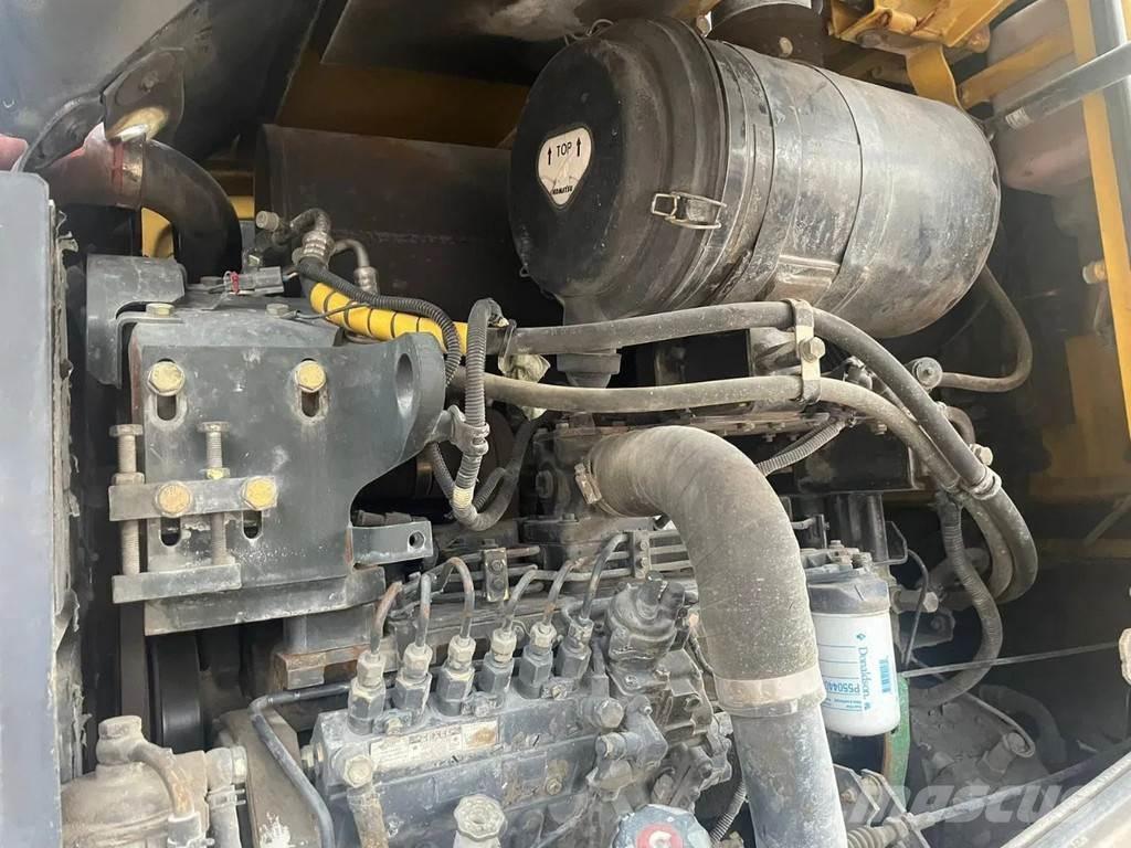 Komatsu WA250-5 Utovarivači na točkove