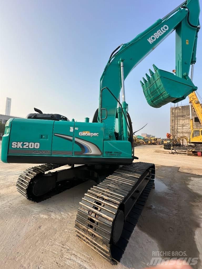 Kobelco SK 200-8 Bageri guseničari