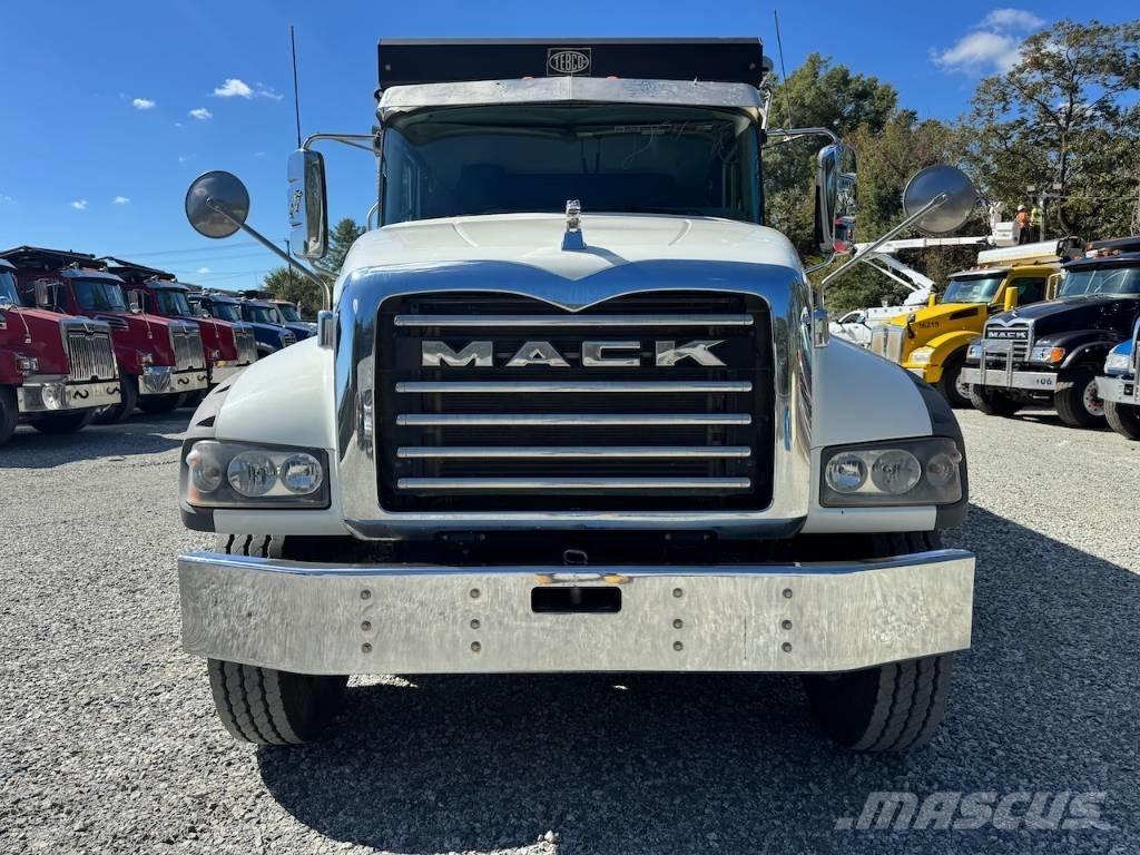 Mack Granite 84FR Kiperi kamioni