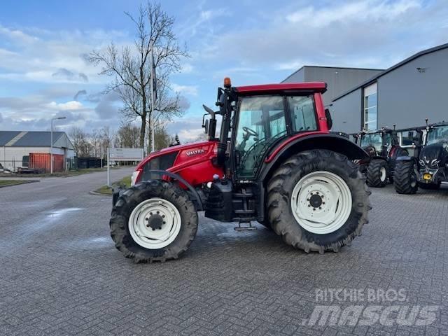 Valtra N123 Hitech5 Traktori
