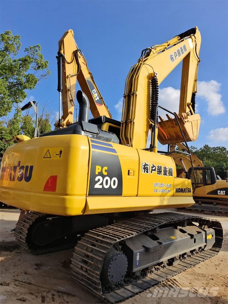 Komatsu PC 200 Bageri guseničari
