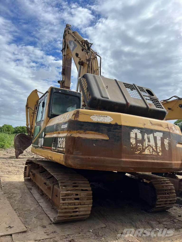 CAT 320BL Bageri guseničari