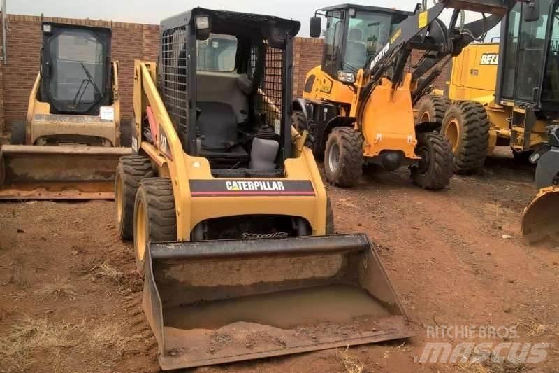 CAT 226B Ostali kamioni