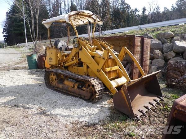 Komatsu D20S-3 Buldožeri guseničari