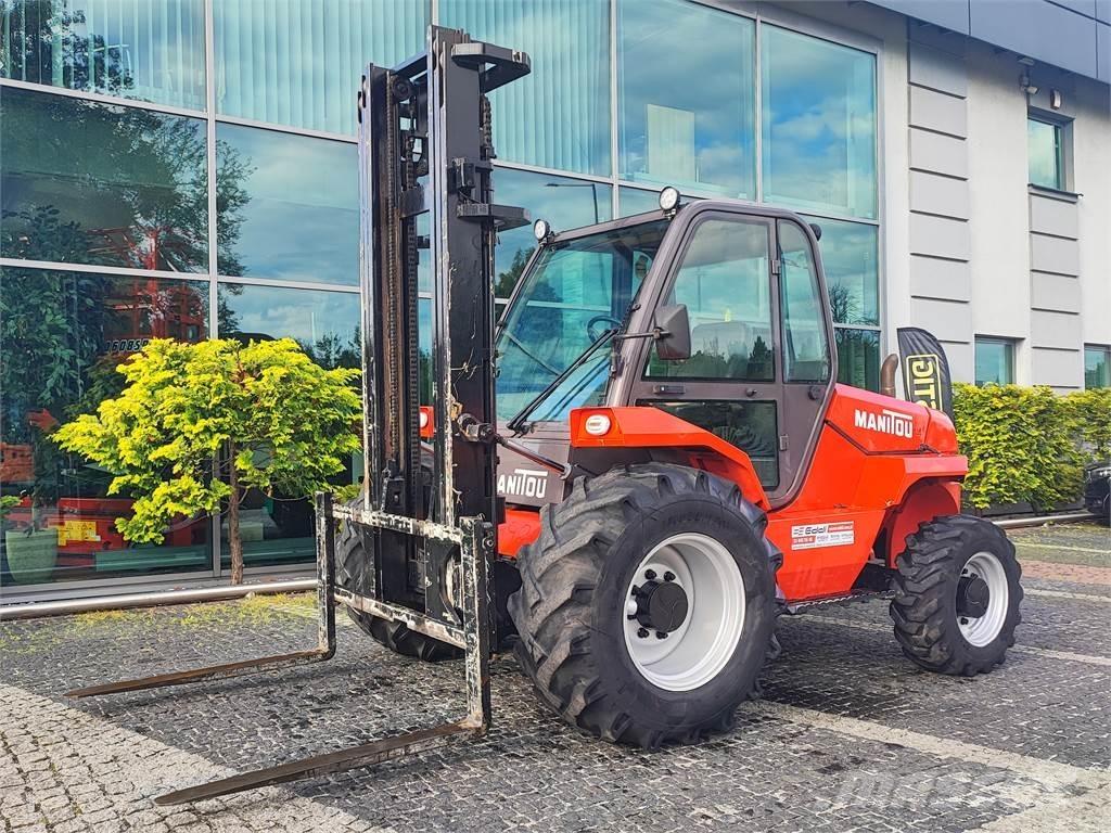 Manitou M26-4 Vanterenski viljuškar