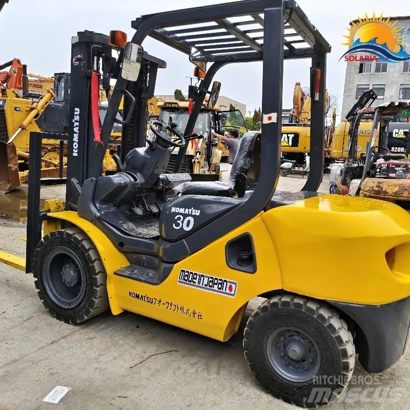 Komatsu FD30 Dizelski viljuškari