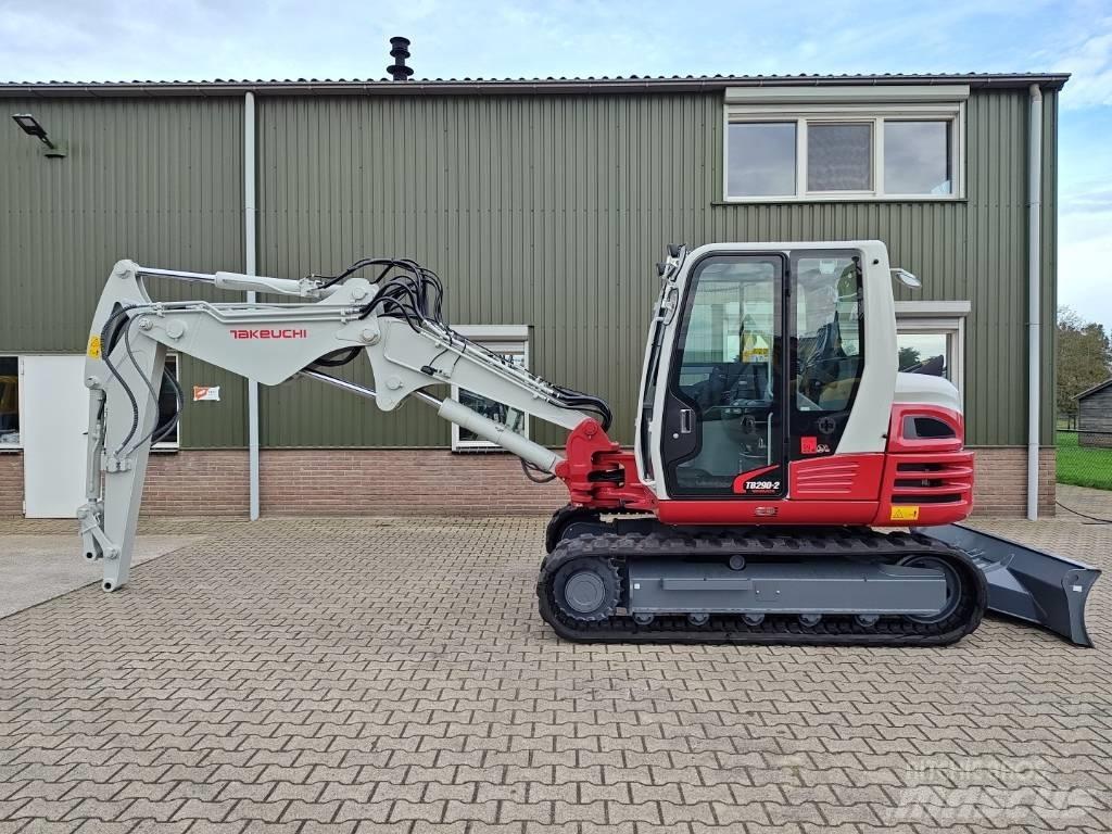 Takeuchi TB290-2 Midi bageri 7t – 12t
