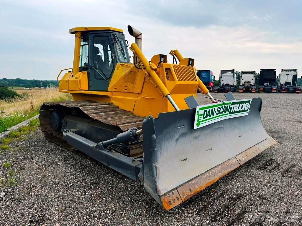 Komatsu D 65 PX-12 Buldožeri guseničari