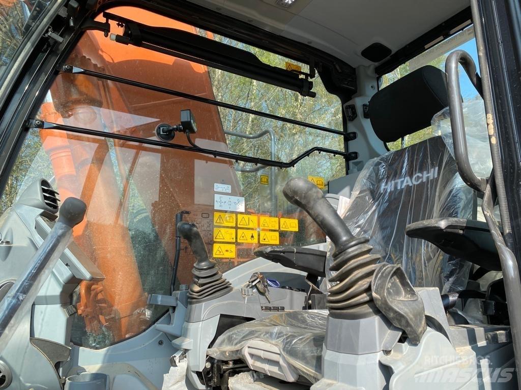Hitachi ZX135USBL-7 Bageri guseničari