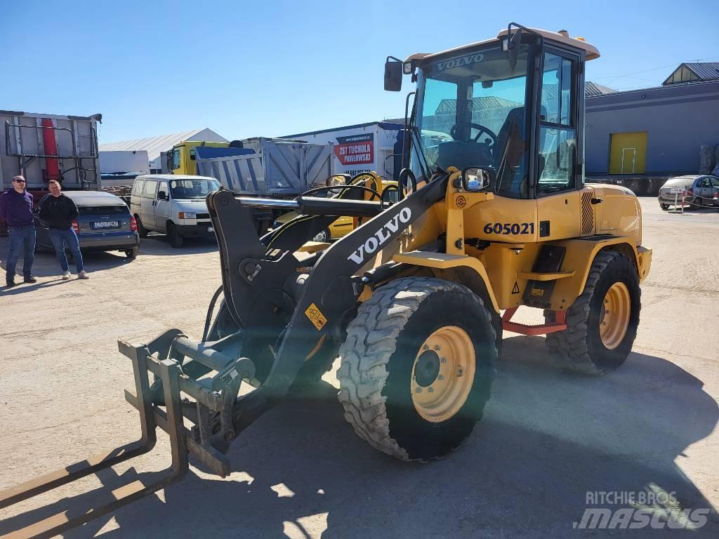 Volvo L 30 G Utovarivači na točkove