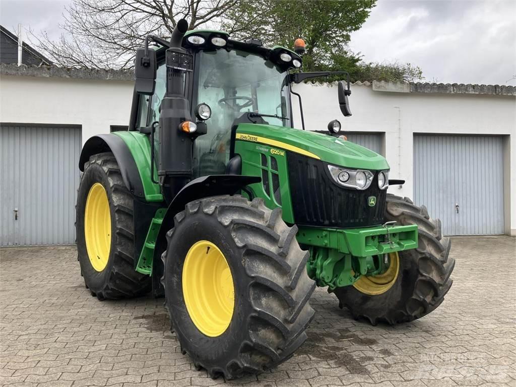 John Deere 6120M Traktori