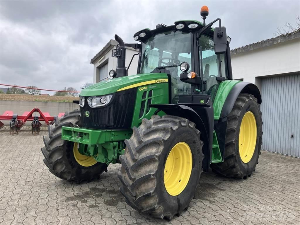 John Deere 6120M Traktori