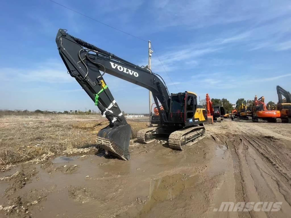 Volvo EC210 Bageri guseničari