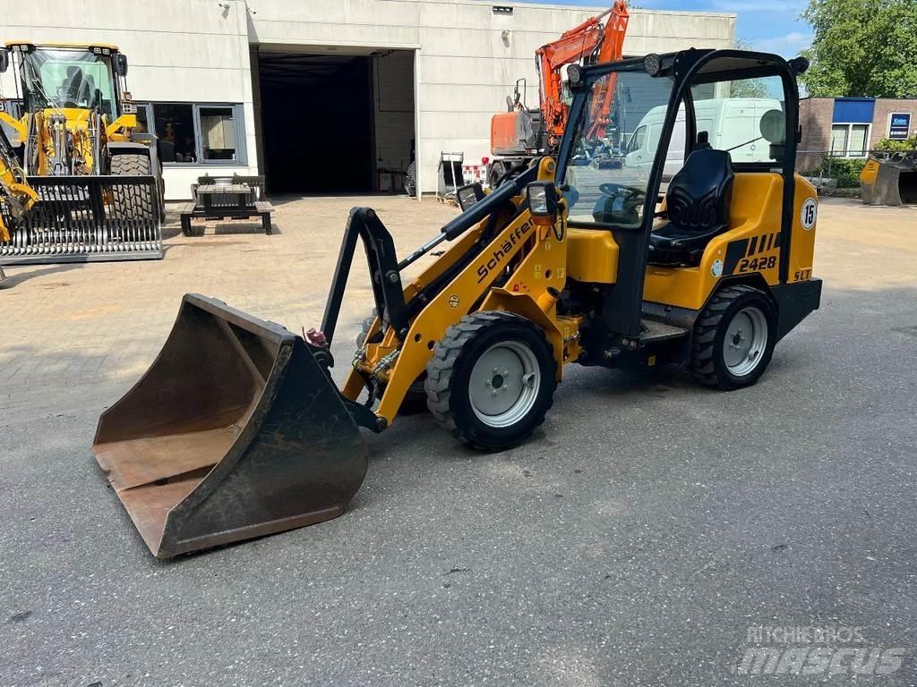 Schäffer 2428 Mini bageri < 7t