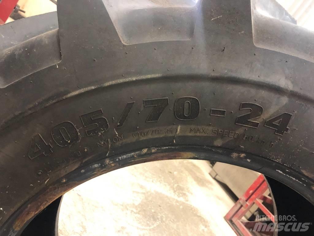Mitas 405/70x24 Gume, točkovi i felne