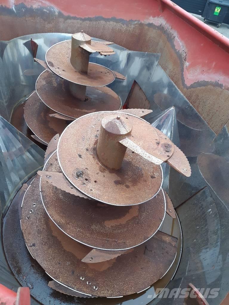 RMH Premium 21 Mešaona stočne hrane