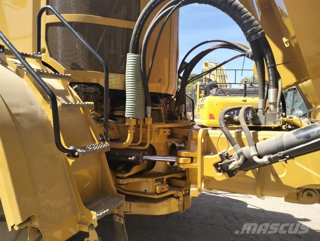 CAT 740 B Zglobni damperi
