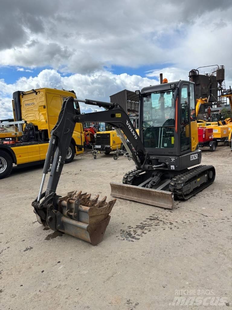 Volvo ECR 25 D Mini bageri < 7t