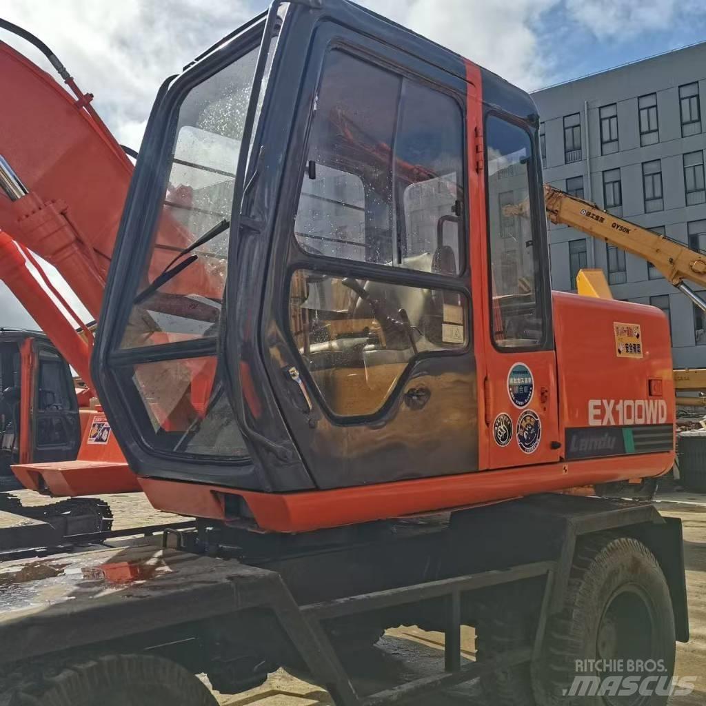 Hitachi EX 100 W D Bageri točkaši