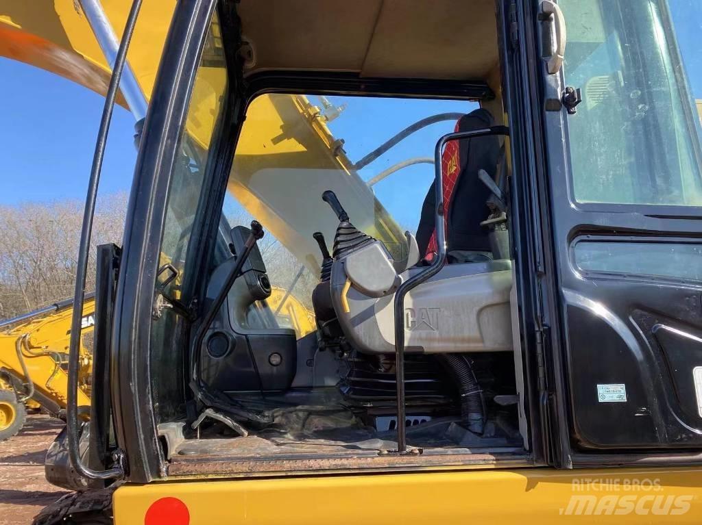 CAT 325 D L Bageri guseničari