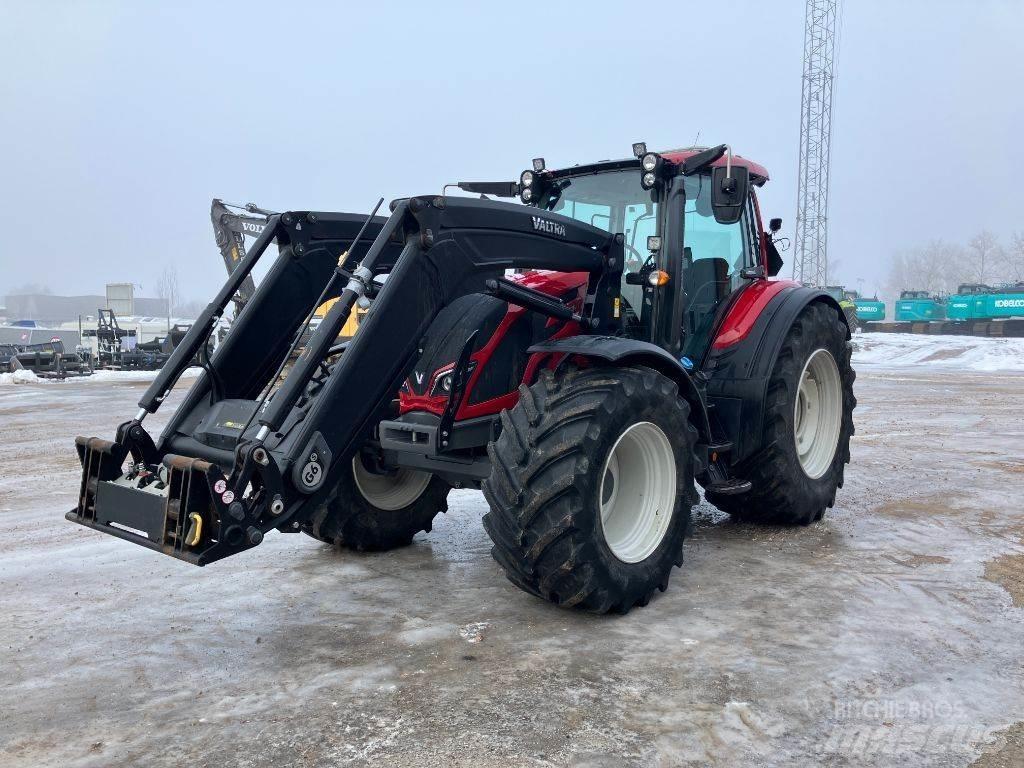 Valtra N174D Traktori