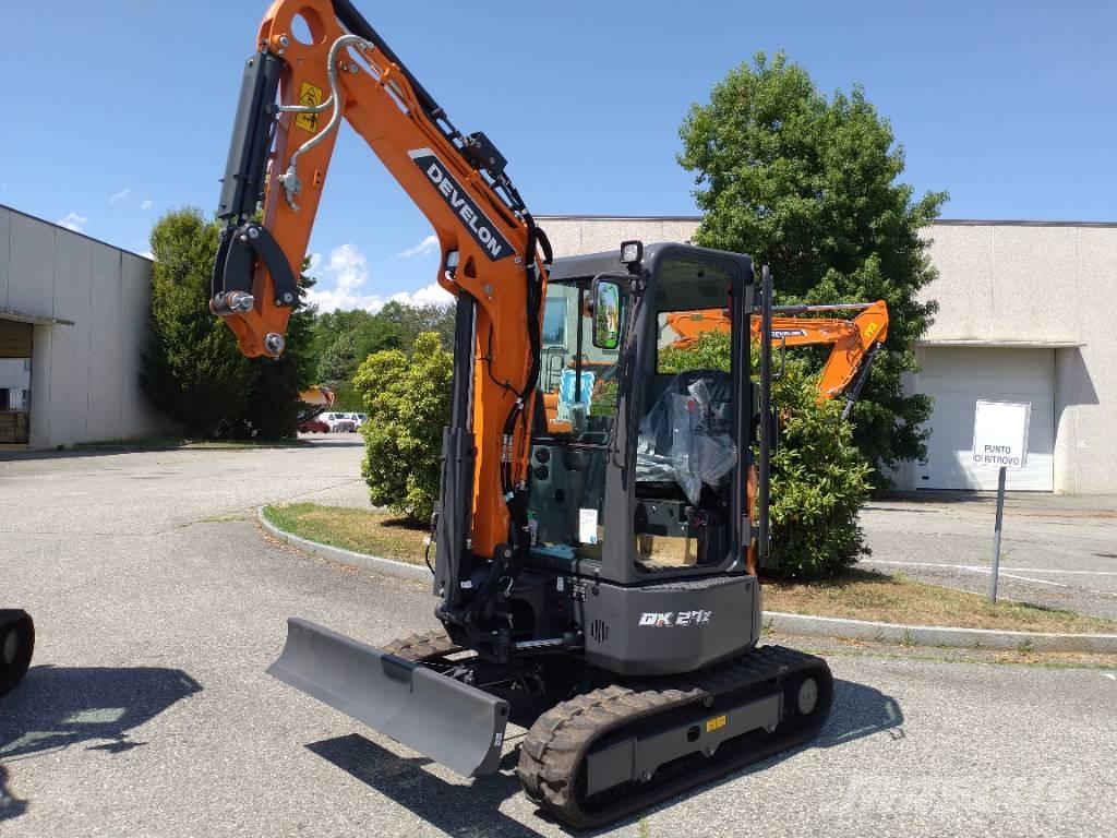 Develon DX 27 Z-7 Mini bageri < 7t