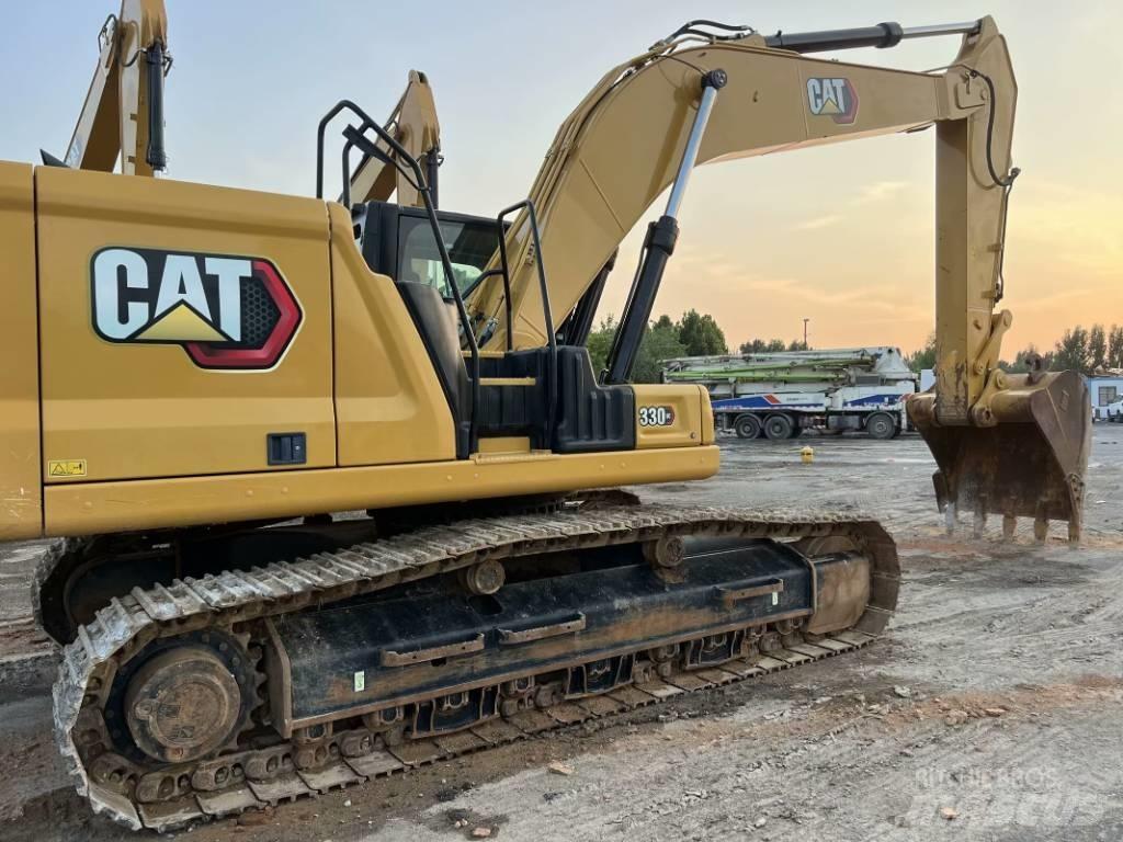CAT 330 GC Bageri guseničari