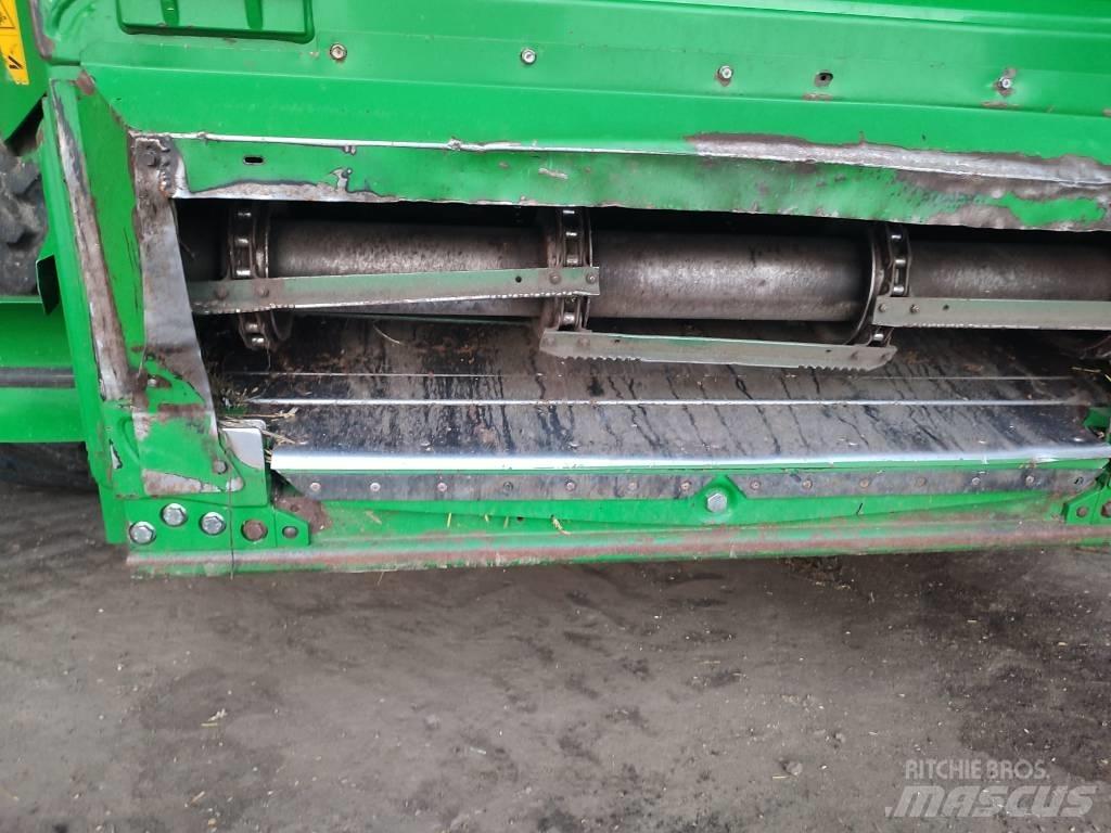 John Deere T 670 i Kombajni