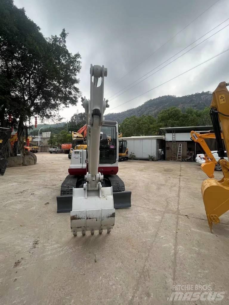 Takeuchi TB180C Bageri guseničari