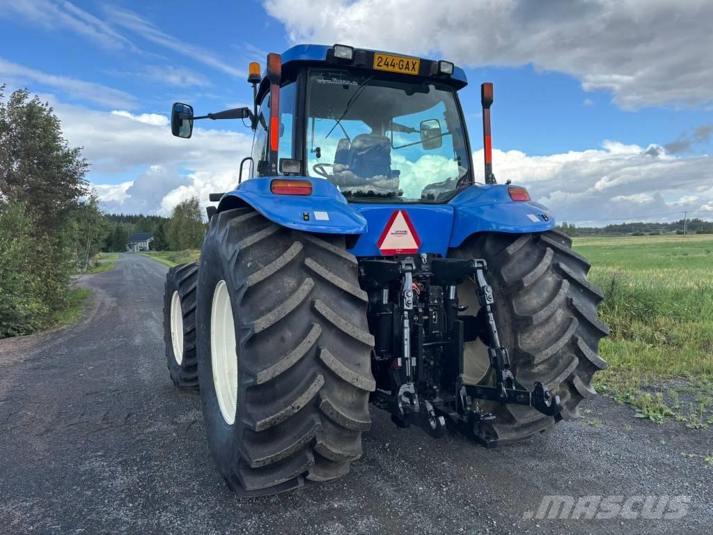 New Holland TG 285 Traktori