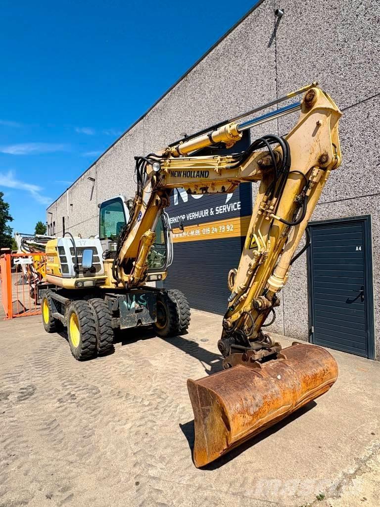New Holland MH 2.6 Bageri točkaši