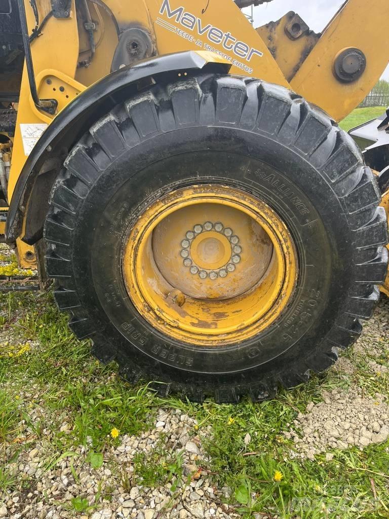 CAT 926M Utovarivači na točkove