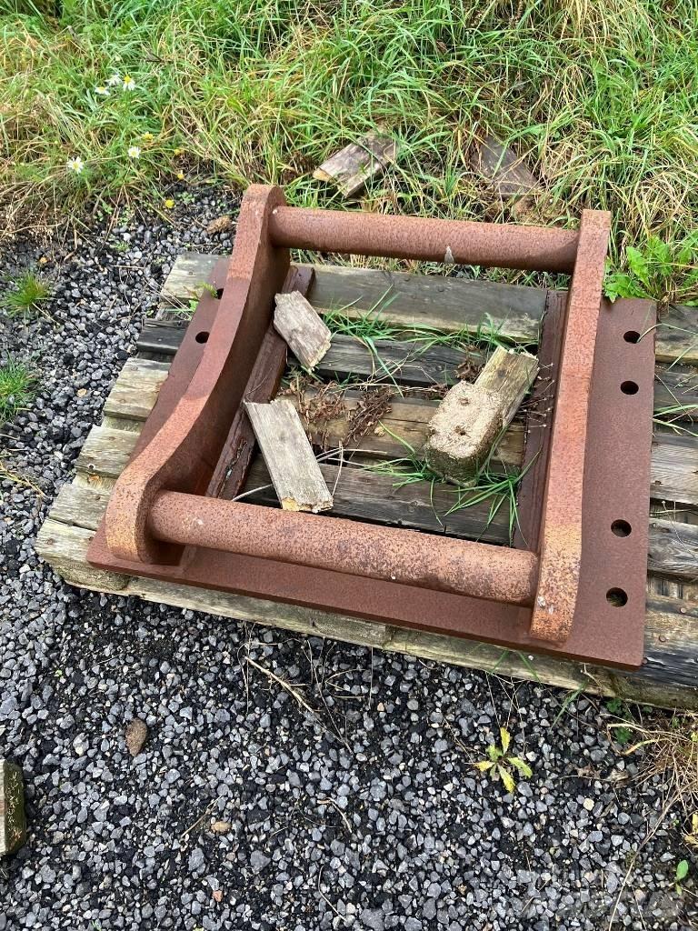  Fäste S80 Polovni specijalni bageri