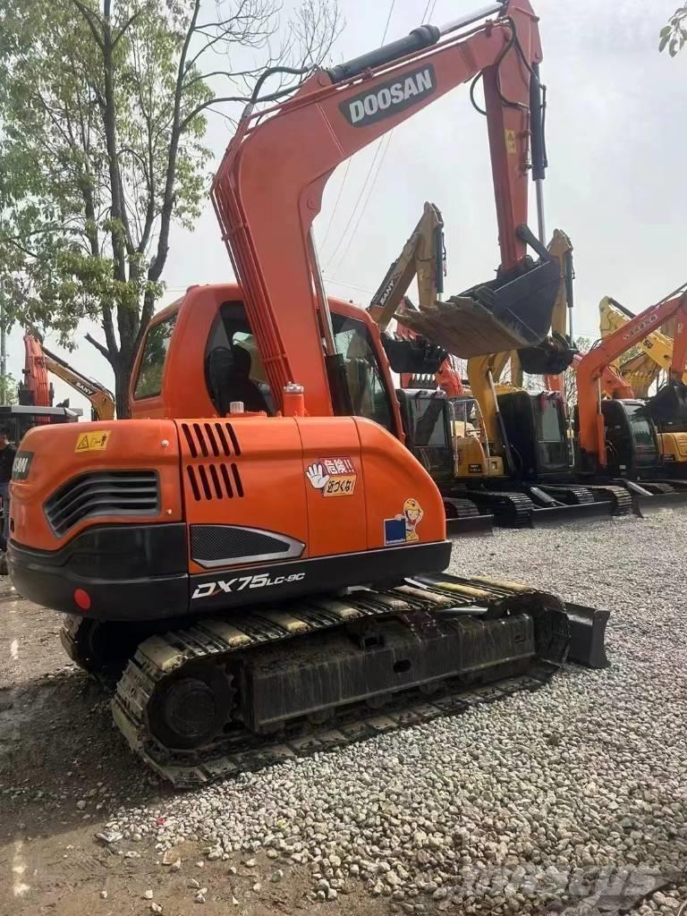Doosan DX 75LC-9 C Mini bageri < 7t